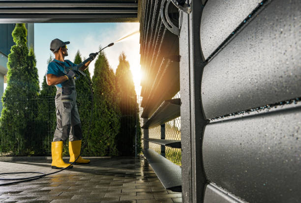 Best Garage Pressure Washing  in Noank, CT